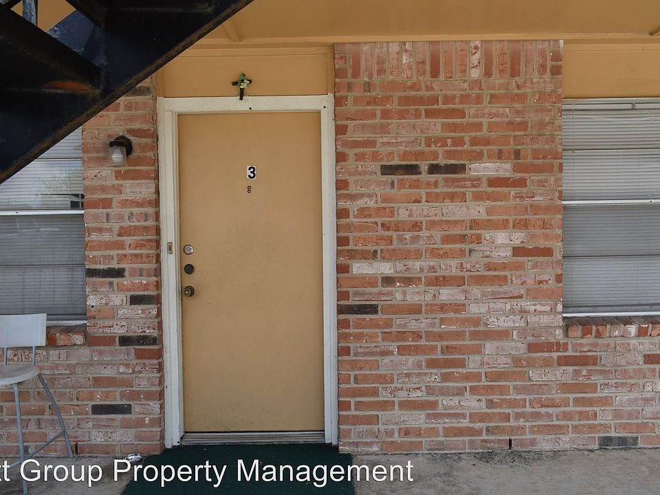 2nd image of 503 Sunset Ln APT 3