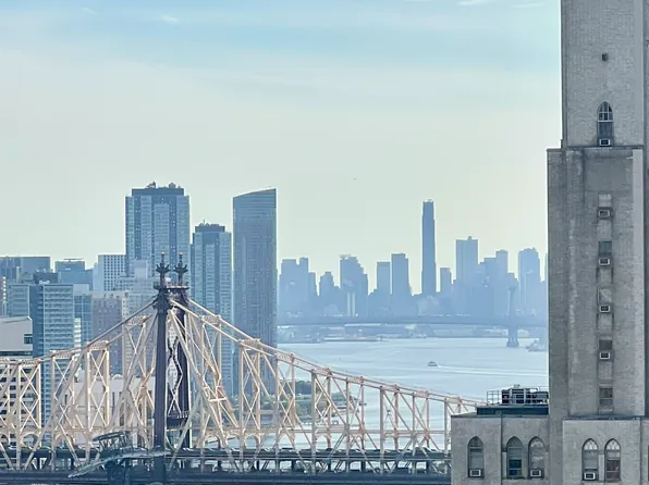 515 East 72nd Street image 10 of 14