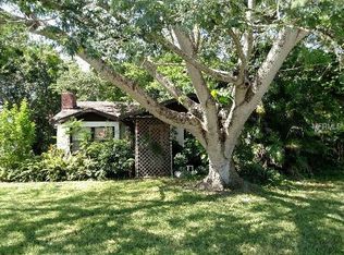 610 23rd Ave W, Bradenton, FL 34205