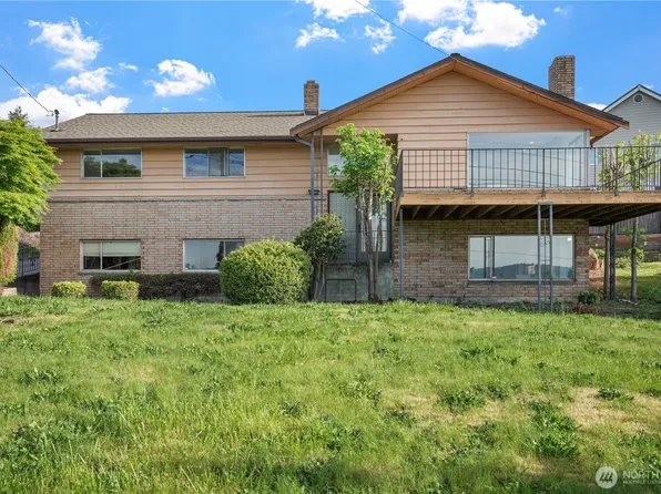 8626 S 134th Street, Seattle, WA 98178