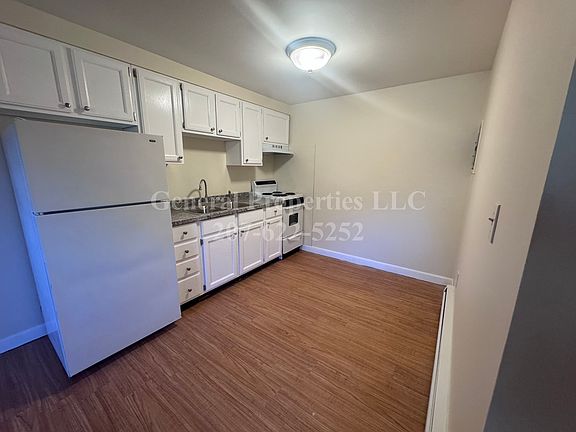 3rd image of 84 Highland Ave #2
