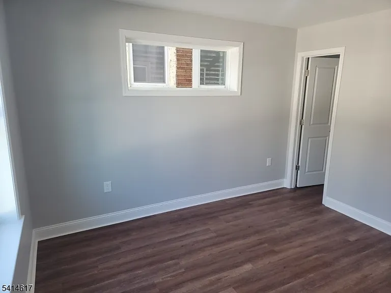 122 Rose Ter — Photo 4