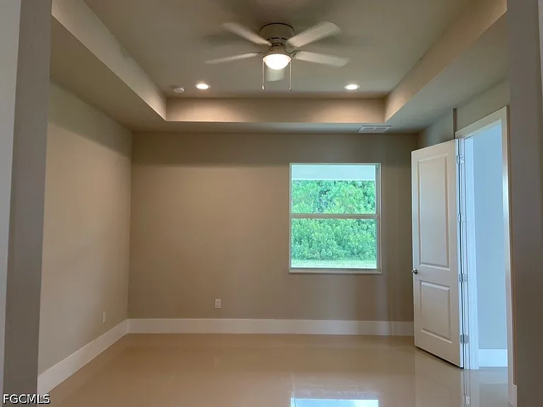 2447 SW Embers Ter — Photo 15