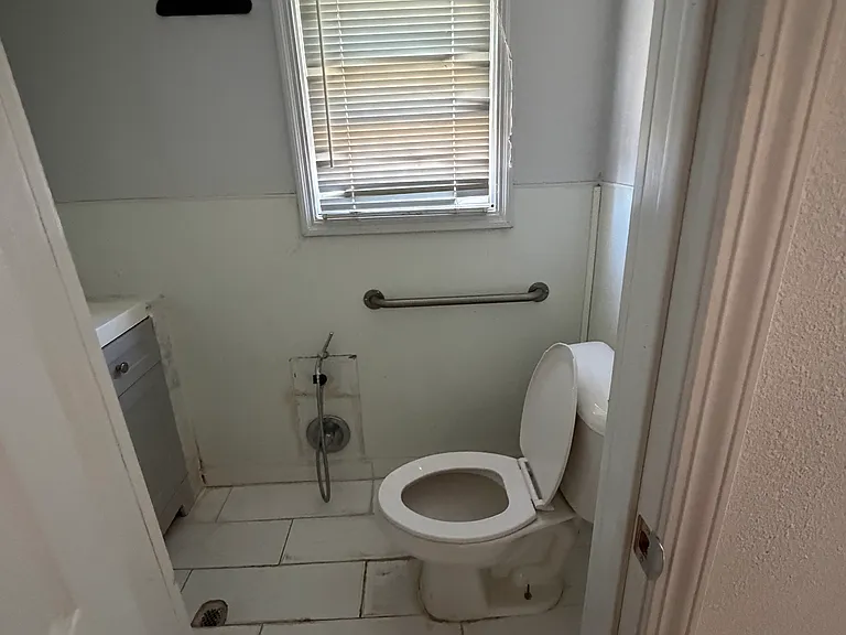 325 Mission St — Photo 21