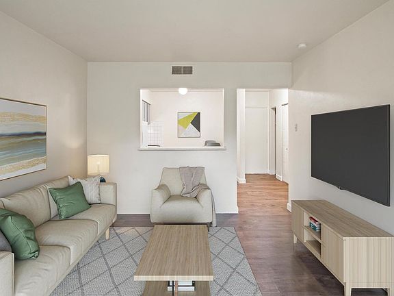 3rd image of 11302 Bonanza Dr APT 3