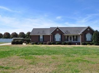 3763 Decherd Estill Rd, Winchester, TN 37398