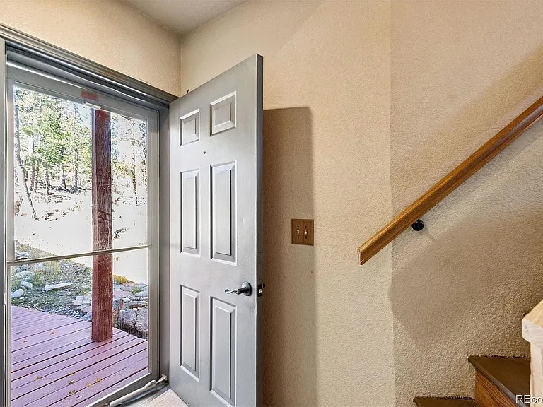 134 Pinon Cir #1 — Photo 8