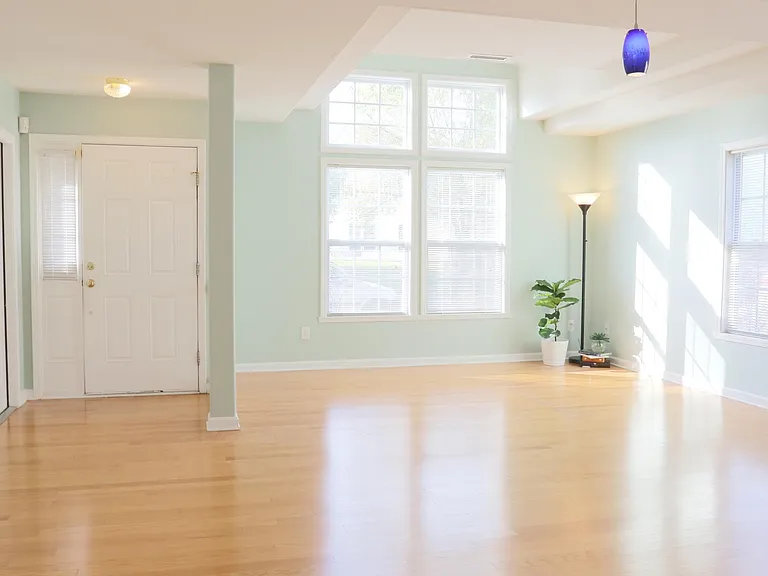 1316 Pebble Creek Xing — Photo 5