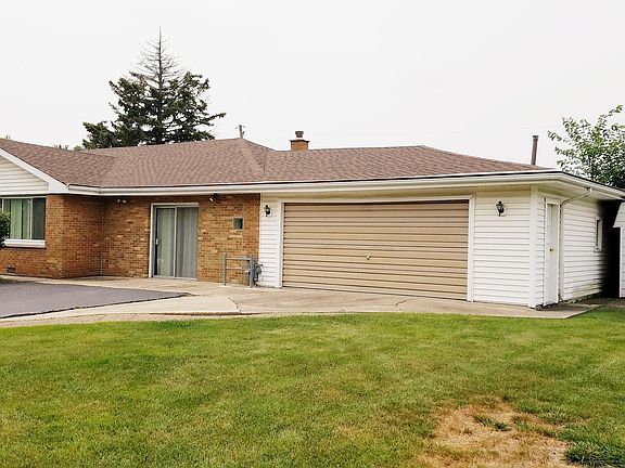 2nd image of 6136 W 127th St