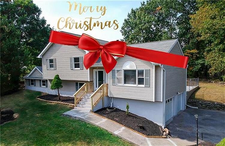 1st image of 31 Chadsford Ln
