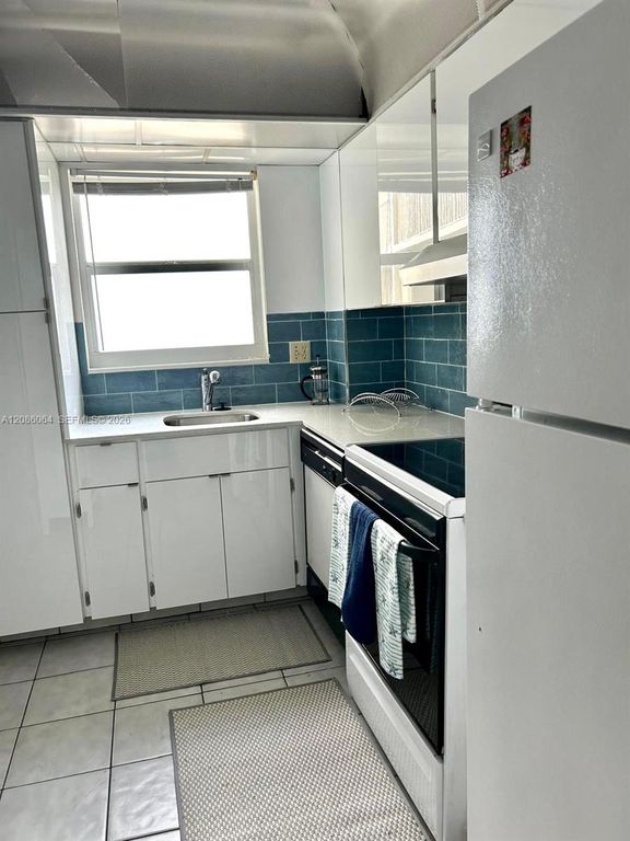 750 N Ocean Blvd APT 1106, photo 8