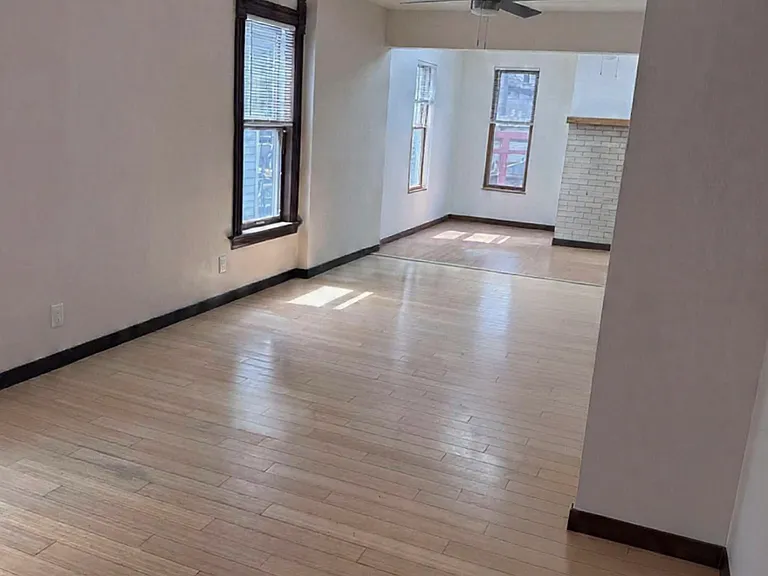 1330 E Wilson St — Photo 3