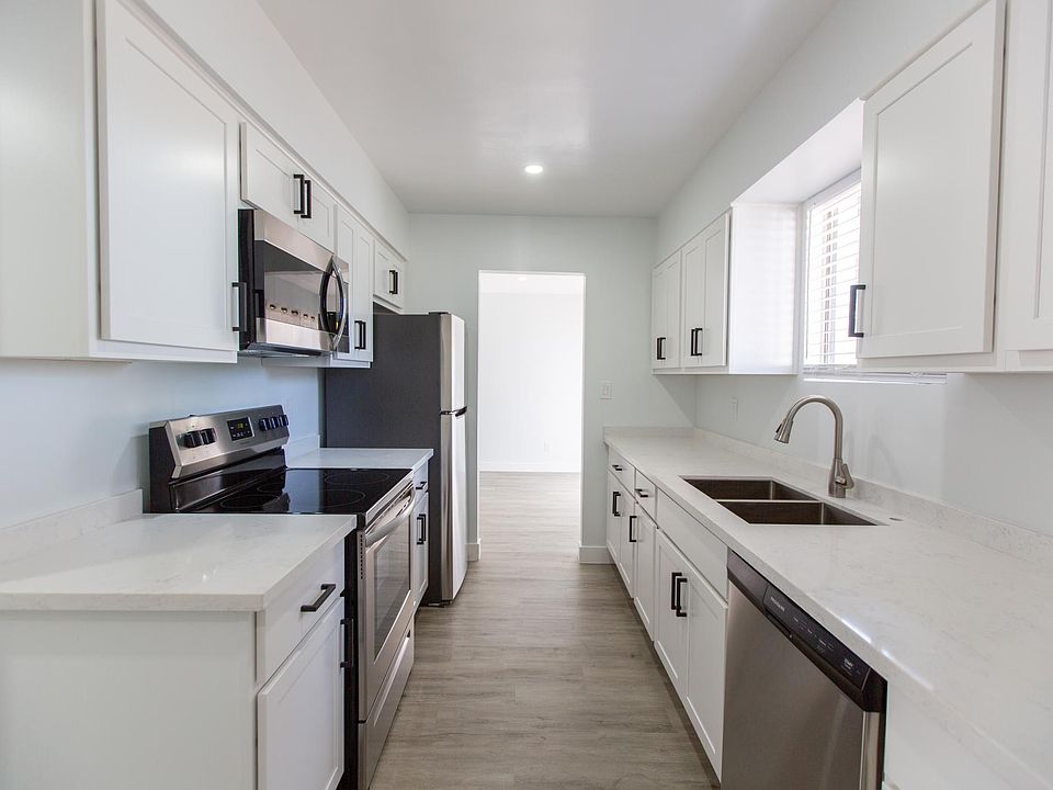 1st image of 4242 N 25th St #4250-01