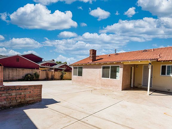 3rd image of 5028 Golden West Ave