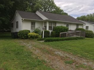 1718 Oklahoma Ave, Burlington, NC 27217