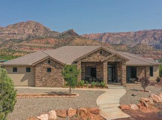 1925 E Red Hawk Rd, Apple Valley, UT 84737