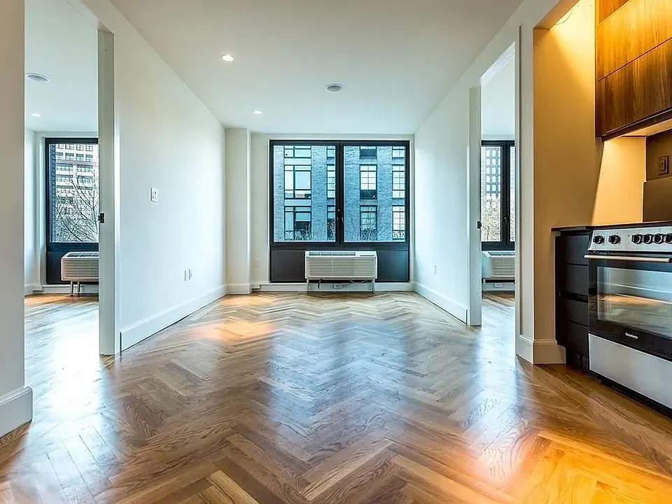 1 Duffield St #315