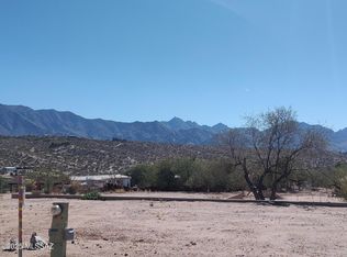 4720 E Woodpecker Ln, Tucson, AZ 85739