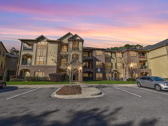 2nd image of 7800 Point Meadows Dr APT 333