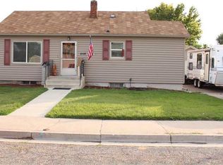 246 Monroe St, American Falls, ID 83211