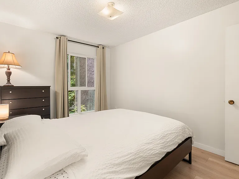 1234 Pendrell St #202 — Photo 16