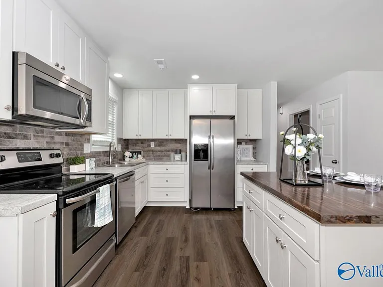 3908 W Oak Way SW — Photo 9