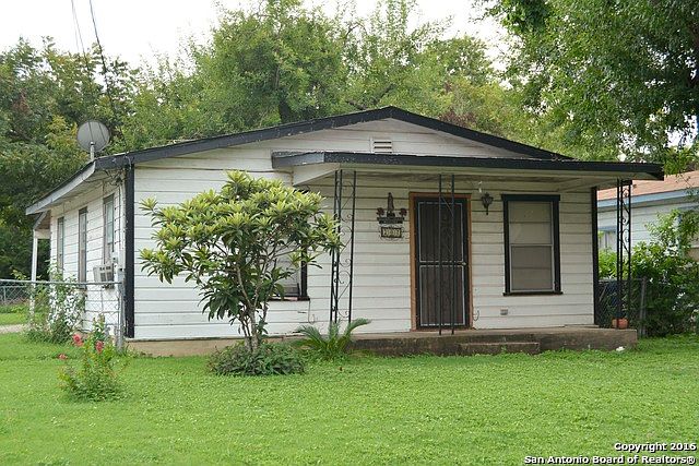 1st image of 702 Sims Ave