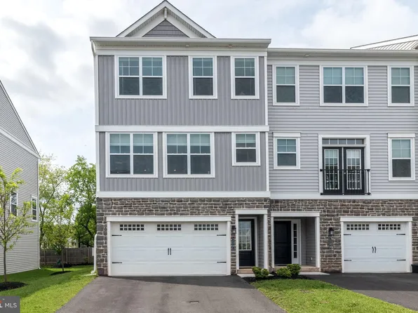 158 Everleigh Dr, Royersford, PA 19468