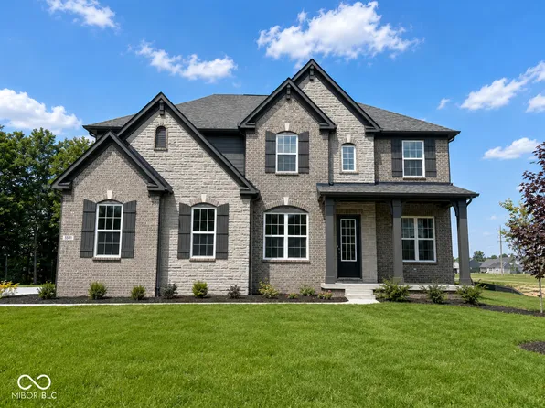 5591 Brook Hill Rd, Avon, IN 46123