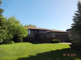 531 James Wittchen Dr, Schererville, IN 46375