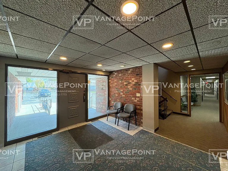 1221 Bellevue St #B10 — Photo 2