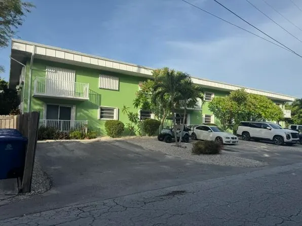 1129 Pebble Beach Ln APT 9, Duck Key, FL 33050