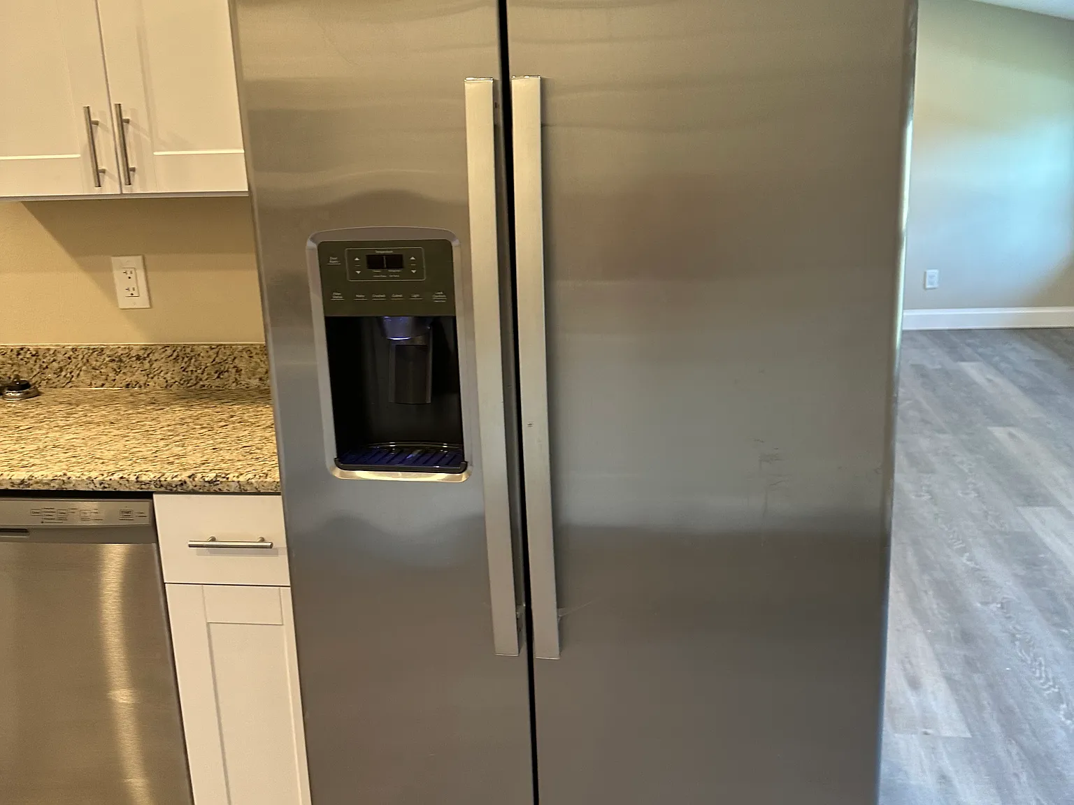 2 bed, 1600 sqft, $1,895 — Photo 4