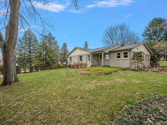 5th image of 847 Leinster Rd
