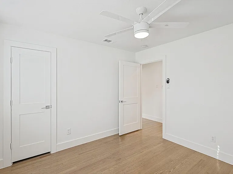 6912 Clemson Dr — Photo 36