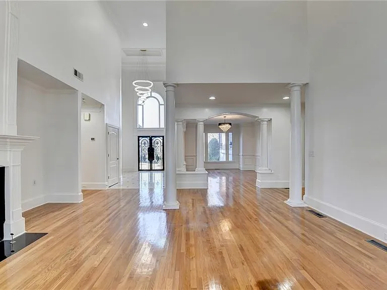 7970 Saint Marlo Fairway Dr — Photo 3