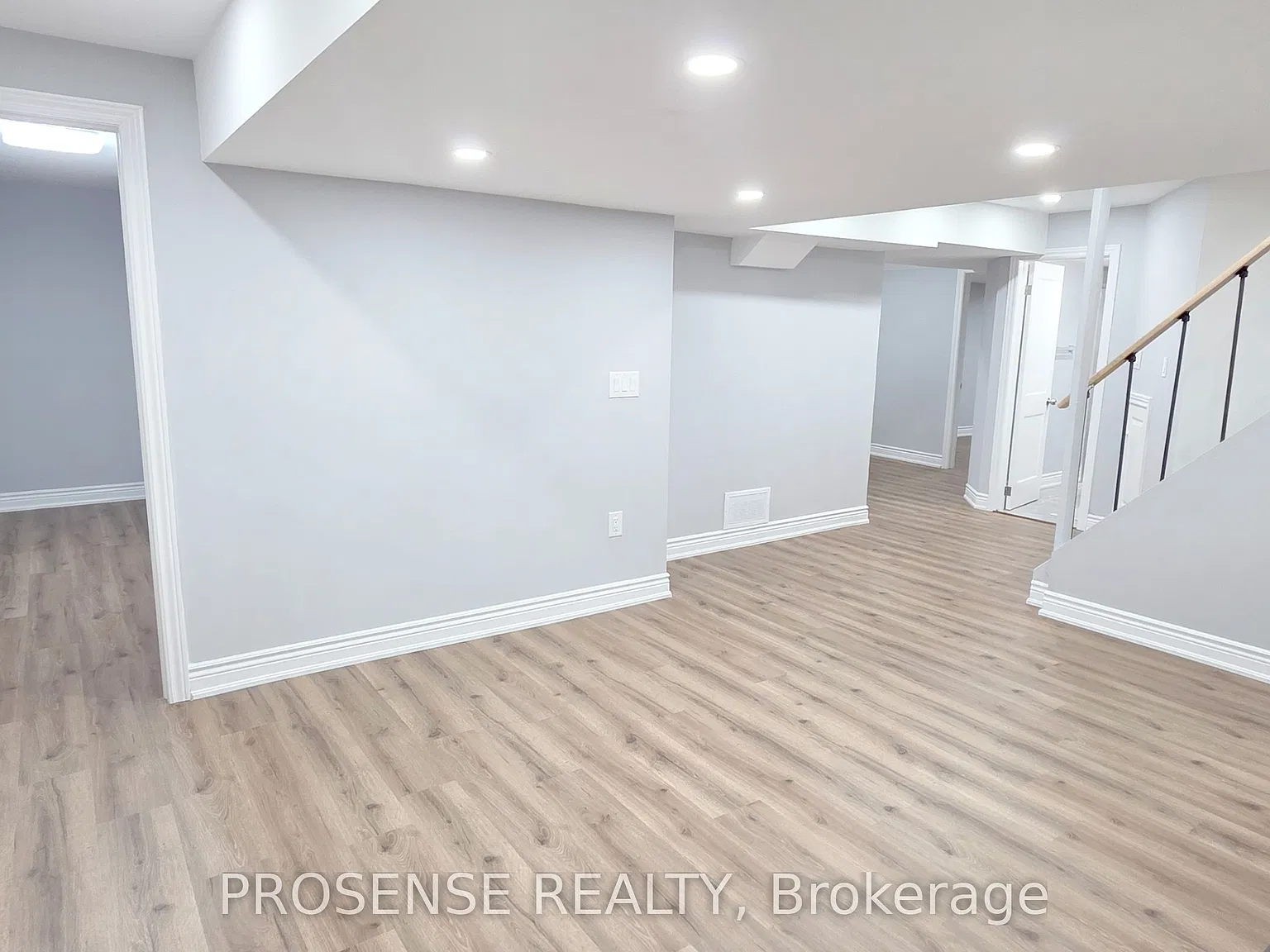3 bed, $2,100 — Photo 1