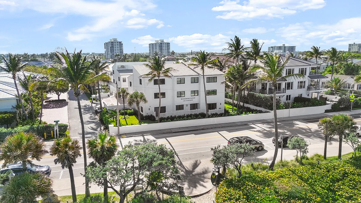 Building Photo - 250 S Ocean Blvd #254