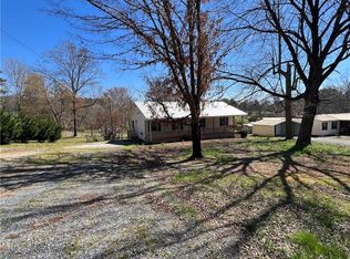 4612 Jordan Valley Rd, Trinity, NC 27370