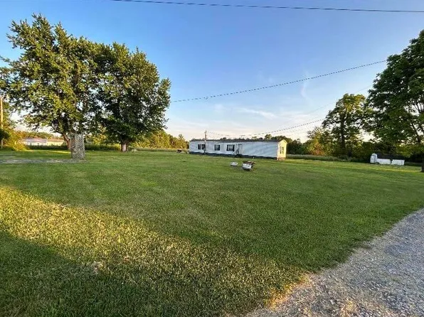 1491 W Highway 1376, East Bernstadt, KY 40729
