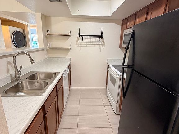 5th image of 616 S Hardy Dr Unit 129