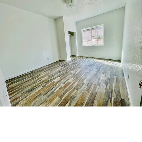 846 S Baker St Photo 1