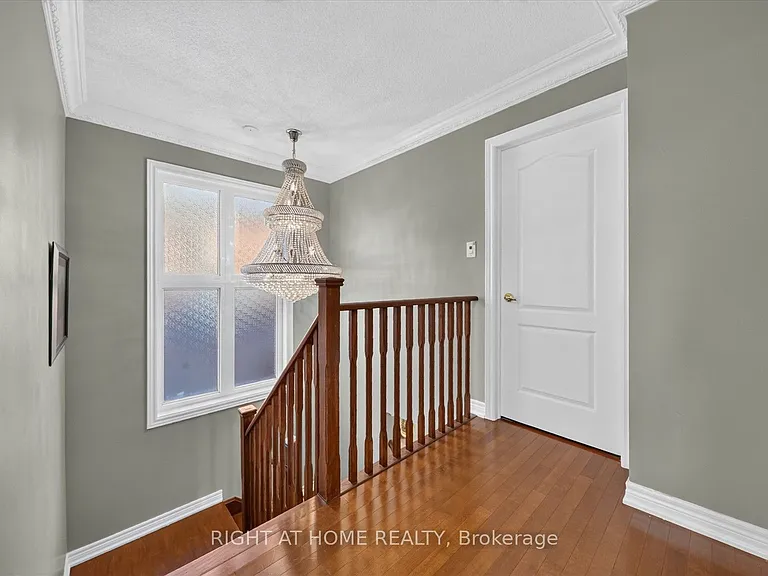54 Boundbrook Dr — Photo 25