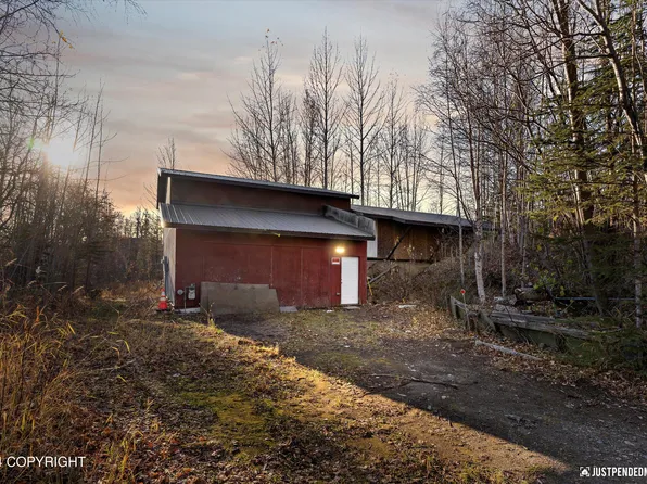 3230 N Calder Rd, Wasilla, AK 99654