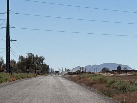 5th image of 1345 N Burris Rd