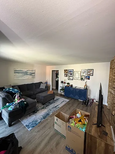 13 Scotdale Rd. Photo 1