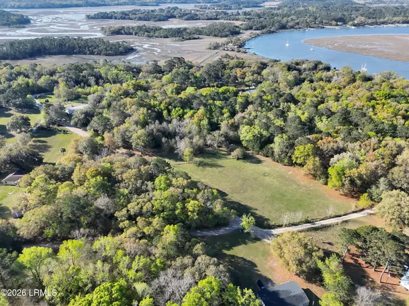 32 Joe Capers Rd, Saint Helena Island, SC 29920