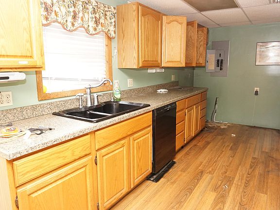 2nd image of 7072B Park City Dr