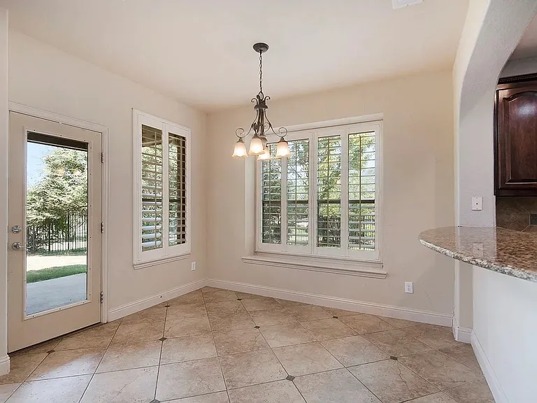5845 Tuleys Creek Dr — Photo 11