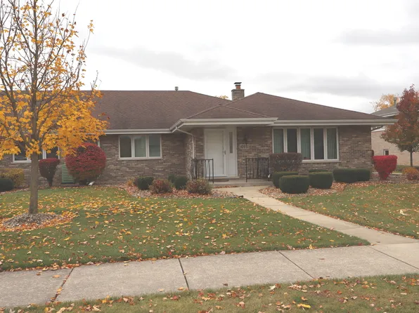 10551 Eagle Ridge Dr #127, Orland Park, IL 60467